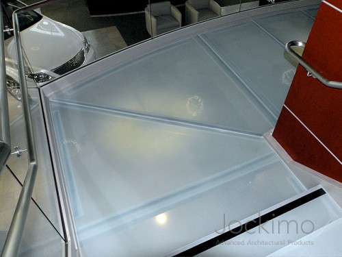 lexus glassflooring glasstreads above